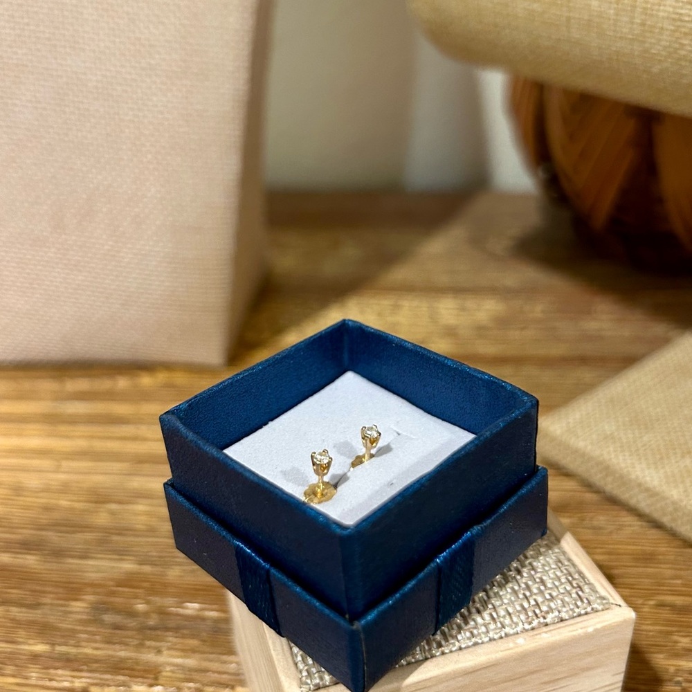 14k Gold Natural Diamond Tiny Stud Earrings
